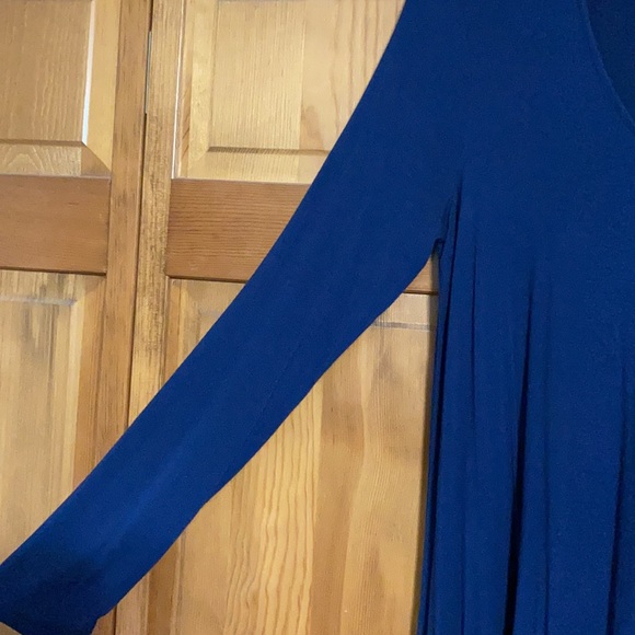 Navy dress - Picture 2 of 6